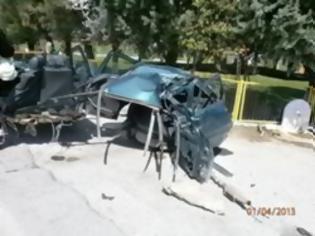 Φωτογραφία για Αυτοκίνητο κόπηκε στα δύο στην Πτολεμαΐδα