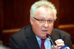 Στο ΣτΕ οι δικηγόροι αν παραμείνει το «χαράτσι»