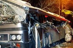 Επτά νεκροί από πτώση λεωφορείου σε γέφυρα στη Βραζιλία