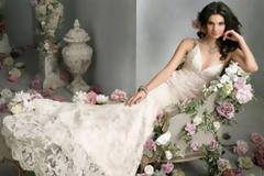 Vera Wang: Μάθετε πόσο κοστίζει μία πρόβα νυφικού