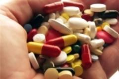 Τι μπορούμε να πάθουμε αν παίρνουμε φάρμακα χωρίς τη συνταγή γιατρού;