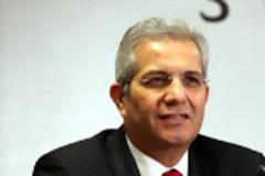 ΑΚΕΛ: Στο τραπέζι η έξοδος από το ευρώ...!!!