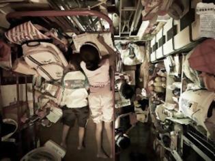 Φωτογραφία για Σοκαριστικές φωτογραφίες από τα 3,7 τ.μ. διαμερίσματα του Χονγκ Κογκ