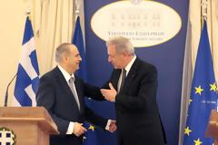 Ο Αβραμόπουλος συγκαλεί το Εθνικό Συμβούλιο Εξωτερικής Πολιτικής