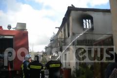 Hλεία: Πυρκαγιά κατέστρεψε διώροφο κτίριο στην Αμαλιάδα!