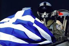 Αρχηγός ΓΕΕΘΑ προς πιλότους: «Μας κάνατε αφάνταστα υπερήφανους!»