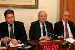 Ο Μαρκογιαννάκης θέλει να βάλει κάμερες στην κατάθεση Βενιζέλου