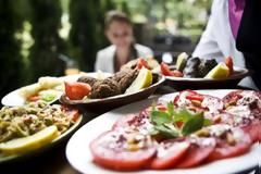 Τι να ΜΗΝ παραγγείλετε στο εστιατόριο