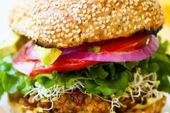 Τέλεια burgers λαχανικών για την πιο νόστιμη νηστεία