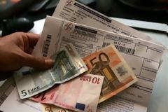 Δε φτάνουν τα χαράτσια… έχουμε και τις αυξήσεις της ΔΕΗ