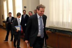 Οι Τροικανοί έφυγαν αμίλητοι. Ο Στουρνάρας άδειασε τον Πάστορα Κουβέλη, έρχεται βρωμόξυλο και αποκαλύψεις...!!!