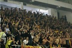 ΚΑΝΟΝΙΚΑ ΜΕ ΚΟΣΜΟ ΣΤΟΝ ΤΕΛΙΚΟ ΜΕ ΤΟΝ ΟΛΥΜΠΙΑΚΟ Η ΑΕΚ