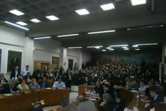 Απόπειρα …λιντσαρίσματος πολιτικού προσώπου στα Τρίκαλα για την …επένδυση στο Κεφαλόβρυσο Τρικάλων [Video]