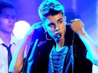 Φωτογραφία για Justin Bieber:«Δεν έχω πολλούς φίλους και δεν εμπιστεύομαι κανέναν»