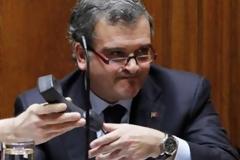 «Κατά φαντασίαν» πτυχιούχος στενός συνεργάτης του Πορτογάλου πρωθυπουργού
