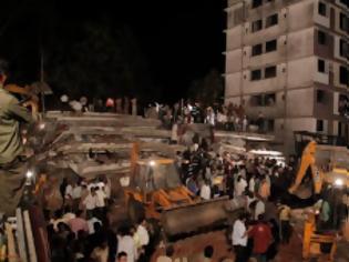 Φωτογραφία για Ινδία: Τουλάχιστον 27 νεκροί από την κατάρρευση κτιρίου
