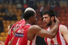 ΧΑΪΝΣ : ΤΑ ΦΑΒΟΡΙ ΚΑΙ ΤΑ ΑΟΥΤΣΑΪΝΤΕΡ ΦΑΙΝΟΝΤΑΙ ΜΕΣΑ ΣΤΟ ΠΑΡΚΕ