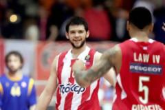ΟΚΤΩ ΣΕΡΙ ΠΑΡΟΥΣΙΕΣ ΣΤΟΥΣ «8» ΤΗΣ ΕΥΡΩΛΙΓΚΑΣ Ο ΘΡΥΛΟΣ!
