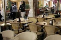 H απίστευτη ταμπέλα που κρέμασε καταστηματάρχης σε απόγνωση