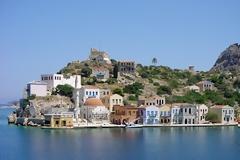 Νησιά περιμένουν πλοίο και... γιατρό