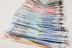 Πάνω από 40% οι απώλειες εσόδων από τη δράση των υπεράκτιων εταιρειών