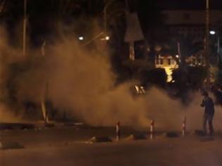 Φωτογραφία για Η αστυνομία έκανε χρήση δακρυγόνων για να διαλύσει συγκέντρωση στο Κάιρο