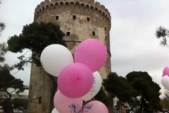 ΒΙΝΤΕΟ- Στα ροζ ο Λευκός Πύργος