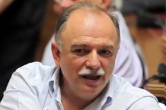 «Εκτελωνιστής των αιτημάτων της τρόικας» ο Στουρνάρας