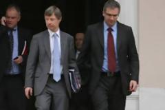 ΠΑΡΕΛΘΟΝ Η ΣΥΓΧΩΝΕΥΣΗ ΕΘΝΙΚΗΣ-EUROBANK ΜΕΤΑ ΤΟ ΒΕΤΟ ΤΗΣ ΤΡΟΪΚΑΣ...!!!