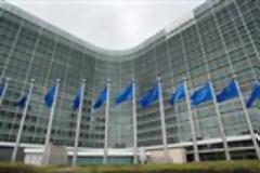 Σίμος: Το ελληνικό τραπεζικό σύστημα είναι 