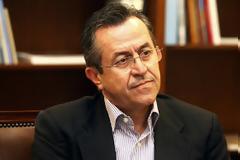 Νικολόπουλος: 