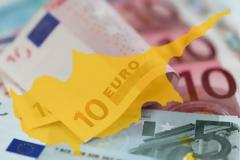 Σύννεφα στην Κυπριακή οικονομία που κινδυνεύει με στάση πληρωμών