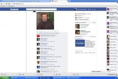 Ηλεία: Ο παπάς που κάνει θραύση στο facebook και έχει κάψει καρδιές!