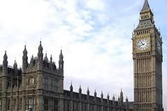 Τι Big Ben, τι Big Liz