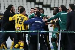 Συμπλοκές μεταξύ παιχτών στο ΟΑΚΑ