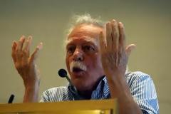 Ο Γλέζος οργισμένος για τη γερμανική δήλωση!