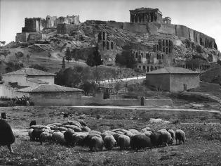 Φωτογραφία για Η συνένωση ενός αρχαίου μνημείου-ένα πάγιο ελληνικό αίτημα