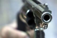 Κρήτη : Στα κρατητήρια για … τον «τσαμπουκά» με όπλο στο μπαρ