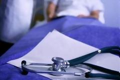 Σε επίσχεση εργασίας οι απλήρωτοι γιατροί στην Αρκαδία