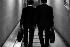 Γερμανοί εφοριακοί καταζητούνται από τις Ελβετικές αρχές