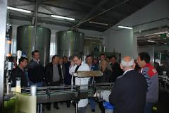 Επισκέψεις σε δημοπρατήρια και συσκευαστήρια αγροτικών προϊόντων διοργάνωσε ο δήμος Μινώα Πεδιάδας για τους αγρότες