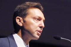 ΙΟΒΕ: Ύφεση στο 5%, ανεργία στο 20% και μείωση των επενδύσεων