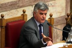Παρέμβαση Φ.Πετσάλνικου για τη σωρεία τροπολογιών