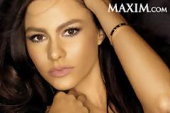 Sofia Vergara … εκρηκτική στο Maxim !