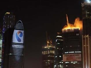 Φωτογραφία για Φωτιά σε ουρανοξύστη στη Ρωσία