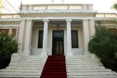 Διαψεύδει το Μαξίμου σενάρια περί παράτασης των εκλογών