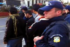 Υπογράφηκε τροπολογία για… πόρτα σε μετανάστες με θέματα υγείας