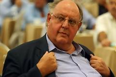 Θ.ΠΑΓΚΑΛΟΣ: Στην Ελλάδα η ψήφος πωλείται για μια θέση στο Δημόσιο