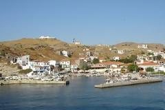 Αυστραλοί πολιτικοί προσκυνούν στην Λήμνο!