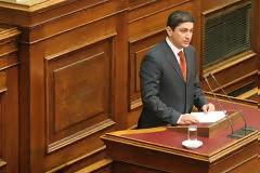 Λ. Αυγενάκης: «Νύχτα» περνούν τις προνομιακές τροπολογίες υπέρ των κομμάτων»